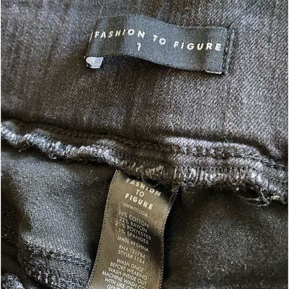 Fashion To Figure Plus Size Jeans - Picture 4 of 8